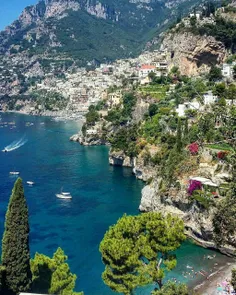 چشم انداز دلفریب ساحل آمالفی (Amalfi) در کشور #ایتالیا👌