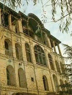 💢 عمارت تاریخی عشرت آباد در میدان سپاه تهران. این مکان حر