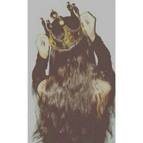 I Was A Broken Crown, a king found me, set me on his head