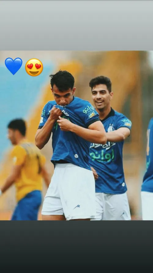 پادشاهی میکنی ای عشق، تاجت بر قرار👑💙