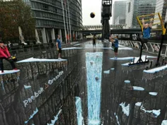 بزرگترین نقاشی آنامورفیک جهان با106.3مترتوسط جو هیل( Joe 
