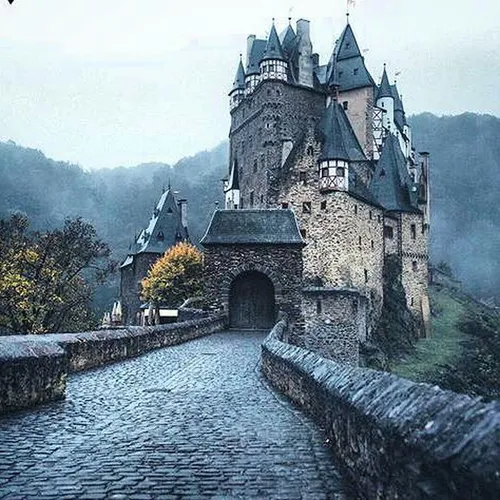 castle قلعه eltz