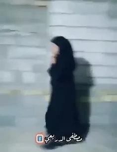 این دختر عراقی نتونست بره کربلا باباش چادرشو تبرک کرده آو