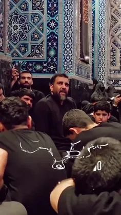 کارشه از سنگ طلا درست کنه