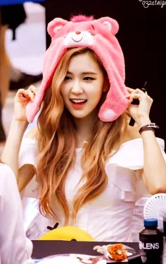 گلبم چقدر این دختر کیوتههه🥺😍

#Rosé #blackpink #kpop