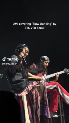 خواننده Umi تو کنسرتش در سئول، موزیک Slow Dancing ته رو ا