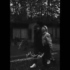 خیلی‌دوست‌داشتم‌که‌دستای‌تو‌همیشه‌مال‌من‌باشه:)🌿🖤