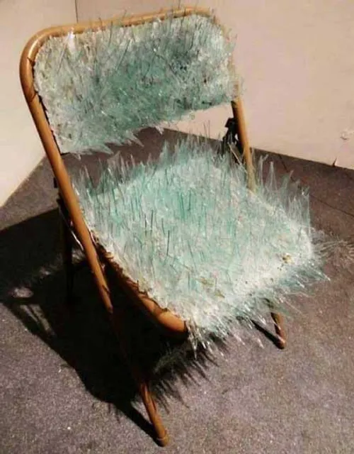 کی میتونه بشینه؟؟؟