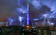 رعد و برق بر فراز برج تلویزیون « آستانکینو» مسکو.