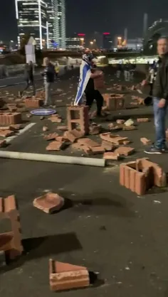 🎥جاده ایالون - تل آویو با بلوک های سنگی توسط معترضان بسته