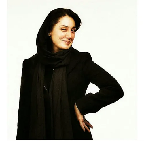 هدیه تهرانی (متولد ۴ تیر ۱۳۵۱ در تهران) بازیگر سینمای ایر