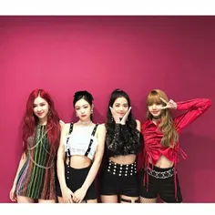 #blackpink#jennie#jisoo#rose#lisa کنسرت دیشب 😻