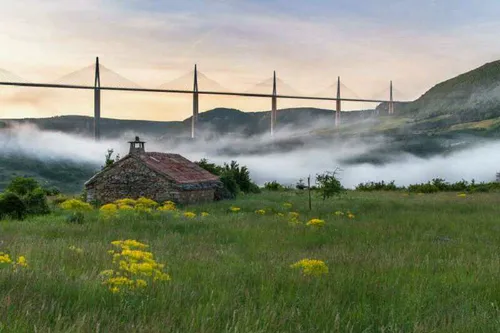 پل عجیب میلائو در فرانسه بر روی عابران پیاده باز نیست، دا