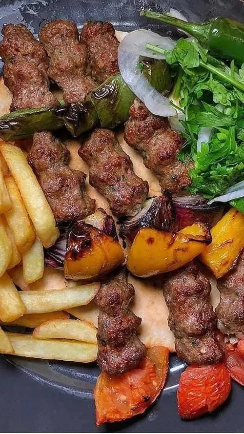 خوشمزه های دنی زلزله😋 😉 😄