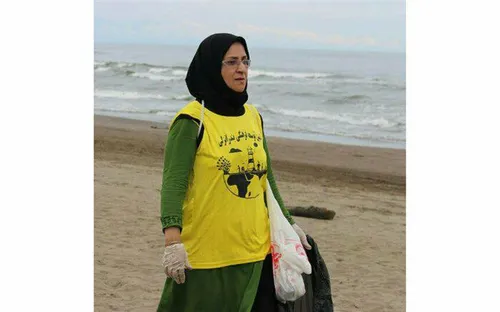 صفورا غله زاری، معلم بازنشسته درس علوم اجتماعی در بندزانز