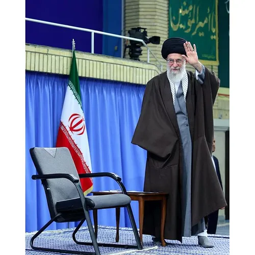سیاست khamenei_ir 13592237 - عکس ویسگون