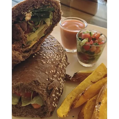 Steak sandwich at the Baagh cafe | 16 Apr '16 | iPhone 6s