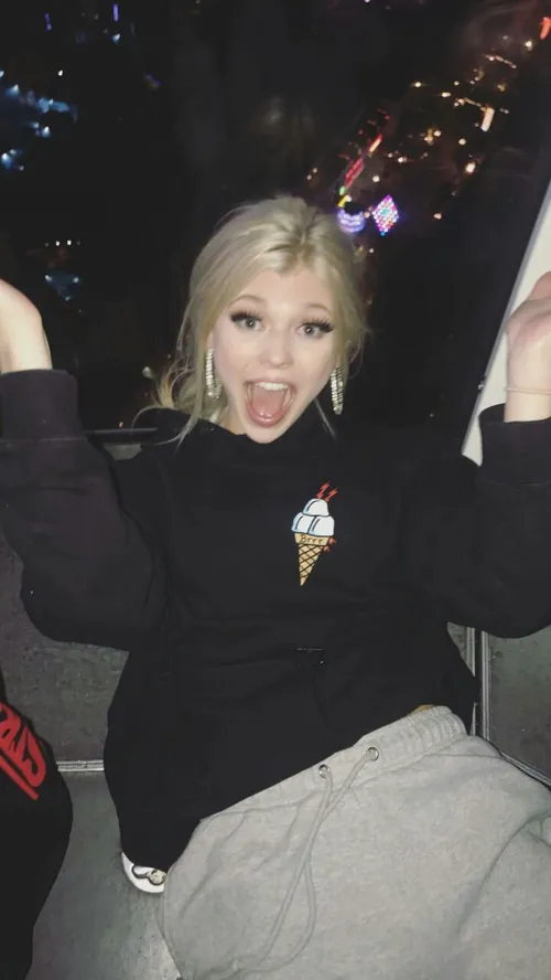 loren gray