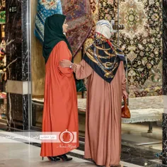 زن ایرانی عاشق فرش اند