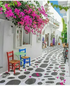 📸 کافه ای زیبا در یونان