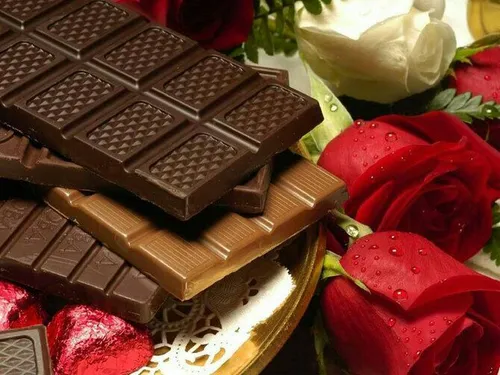 من عاشق شکلاتم. مخصوصا ازنوع تلخش. شما چی؟