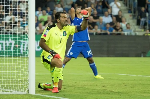 بوفون دروازه بان تیم ملی ایتالیا به دلیل حمایت از فلسطین 