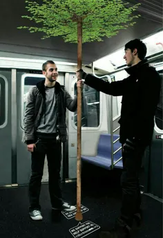 تبلیغ محافظت از درختان در مترو