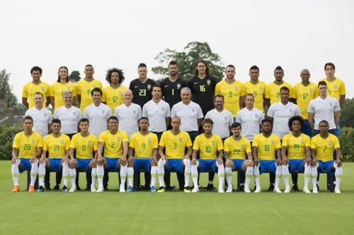 📸 عکس تیمی اعضای تیم ملی برزیل پیش از حضور در جام جهانی