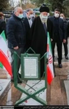 https://farsi.khamenei.ir/
https://farsi.khamenei.ir/photo-album?id=51842