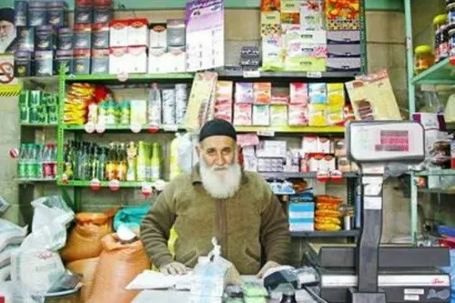یکی ازدلایل عدم خالی شدن فروشگاه های ایران ازمواد غذایی و