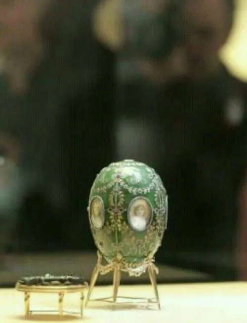 تخم مرغ زینتی «فابرژه» (Fabergé egg) یکی از معدود تخم مرغ