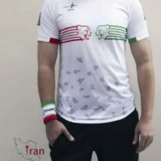 🔺 لباس طرفداران تیم ملی فوتبال برای جام جهانی ۲۰۲۲ با عنو