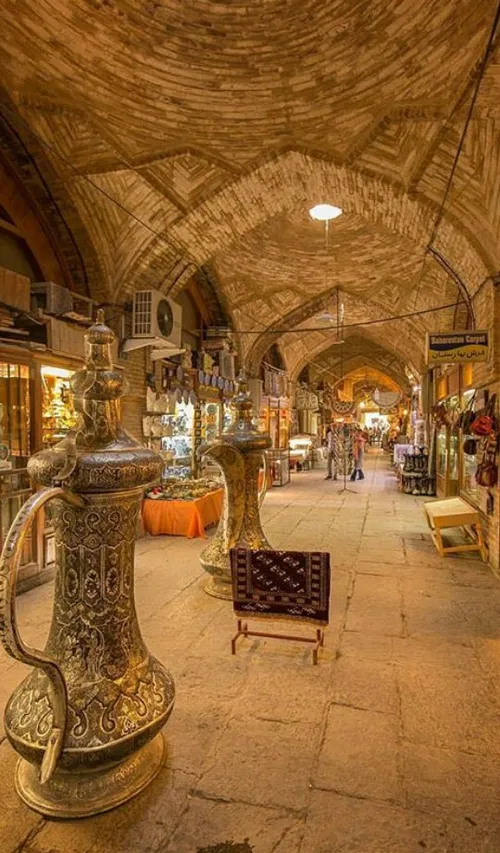 بازار تاریخی قیصریه /اصفهان ایران