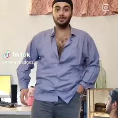 برابچ داره با سینه شیک میزنه😂😂😂😂😂😂😂😂