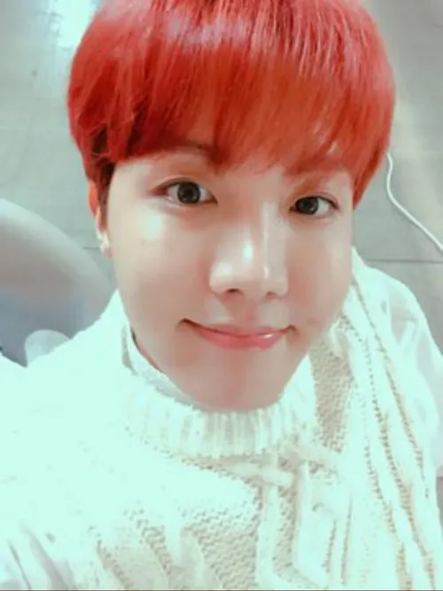 آپدیت تویتر jhope ❤ 🍫 "از آرمی ها که عاشقشونم تشکر میکنم"