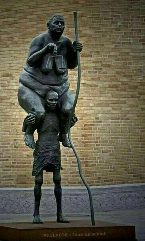 ‏این مجسمه رو یه هنرمند دانمارکی بنام «گینس» ساخته. اسم م