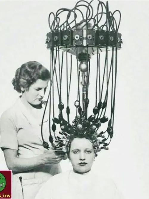 سال ۱۹۳۵: دستگاهی برای موج دار کردن دائمی مو