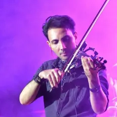 Hossein babaeiii violinist 