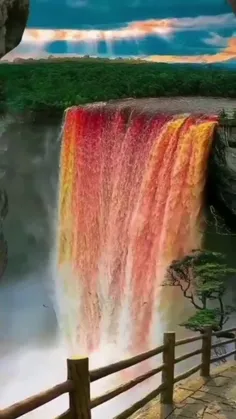 جشنواره رنگ، آبشار ایگوازو را زیر نور آفتاب درخشان کرده ا