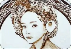 #نقاشی_با_شکلات آب شده! زن جوان ژاپنی که در زمینه #تزیین 