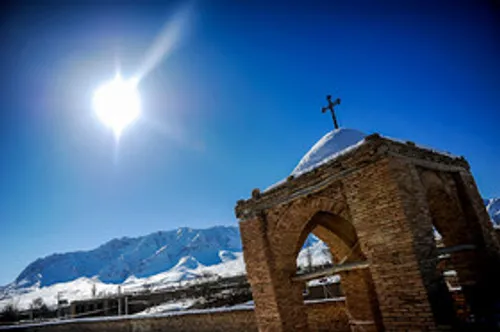 کلیسایی درروستای شهرمون