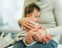 مادران نباید به هیچ ‌وجه#تب_کودک پس از واکسن زدن را سرسری