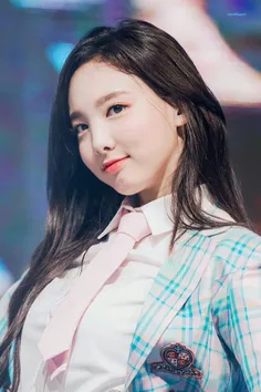 #nayeon🌸 💧