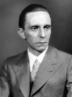 پاول یوزف گوبلس (به آلمانی: Paul Joseph Goebbels) (۲۹ اکت