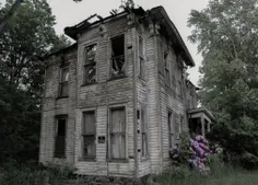 خانه‌هایی با داستان‌های ترسناک واقعی!