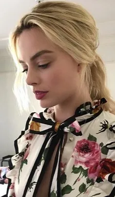 #margotrobbie