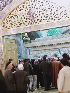 یا امام رضا آمدم تا برایت بگویم از رازهای بزرگ دلم،  و بر