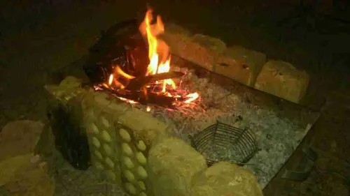 ﻫﻨﮕﺎﻣﯽ ﮐﻪ از ﻣﺎدر زادﻩ ﺷﺪم ﺻﺪاﯾﯽ ﺑﻪ ﮔﻮﺷﻢ ﻃﻨﯿﻦ اﻓﮑﻨﺪ