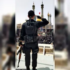 احترام نظامی نیروی تکاور امنیتی در تامین امنیت حرم حضرت م