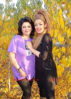 غزاله مدل ایرانی به همراه مادرش